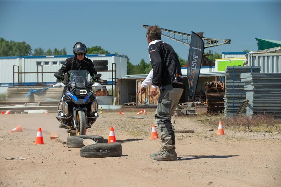 Basis Offroad Training :: 1 on 1 – BackTrail
